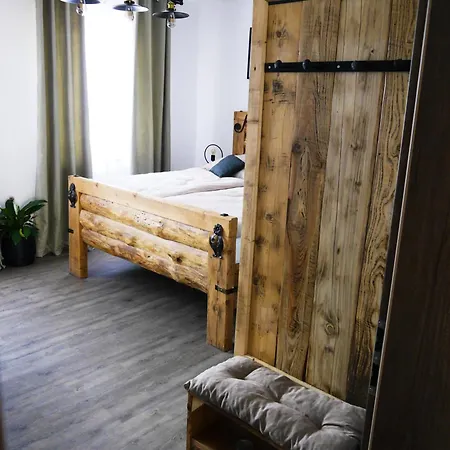 Bed & Breakfast M43 - V Soukromí 3*